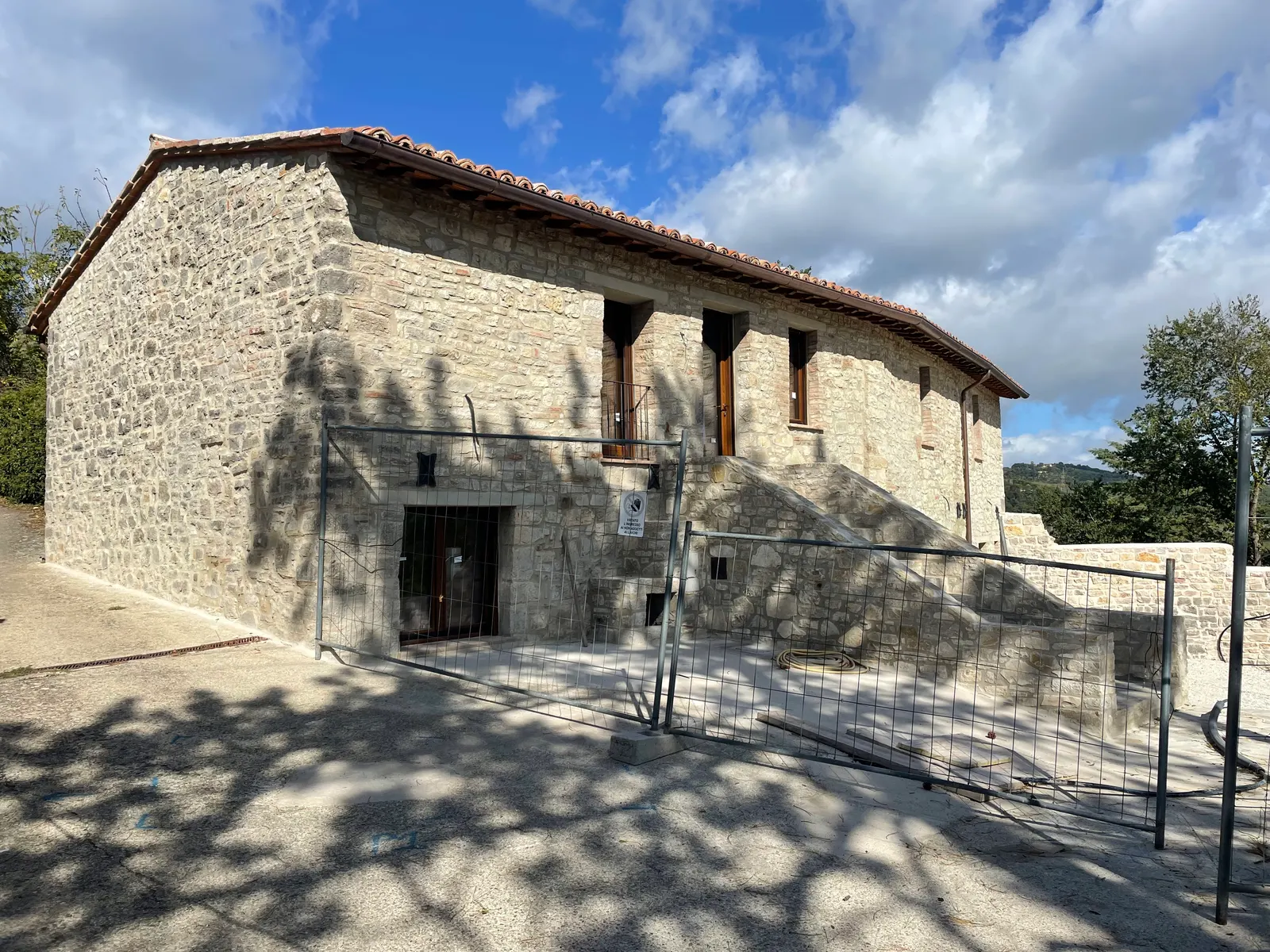 Casale dell'800 — Umbria — dopo l'intervento