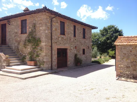 Casale in pietra