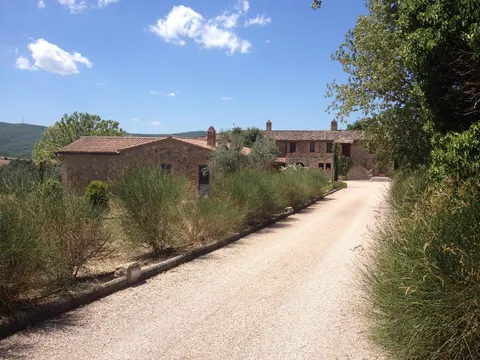 Casale in pietra