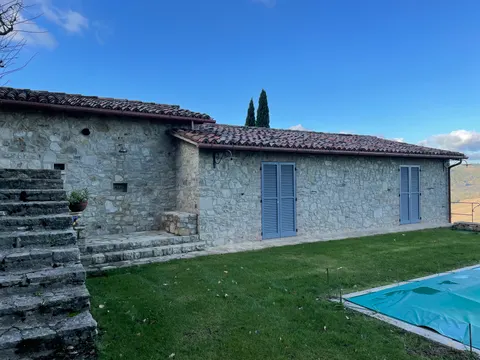 Casale di campagna — Umbria
