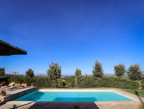 Casolare con piscina in muratura